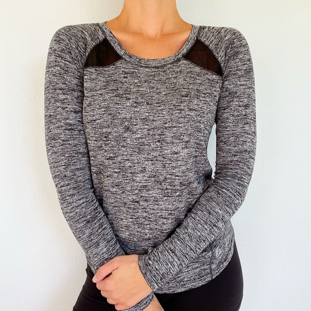 RBX X-Dri gray cut out mesh long sleeve work out top size small